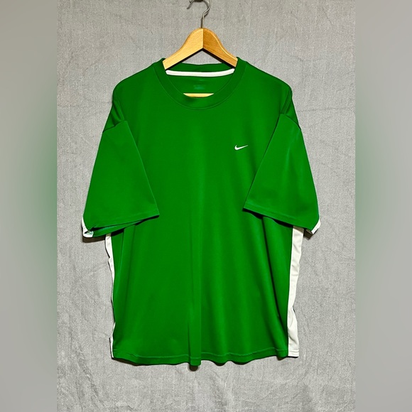 Nike Other - Nike Men's Green and White Short Sleeve Tee